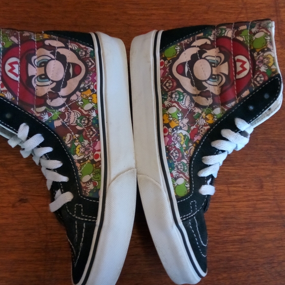 Vans x Nintendo SK8-Hi Super Mario Brothers - Picture 4 of 8